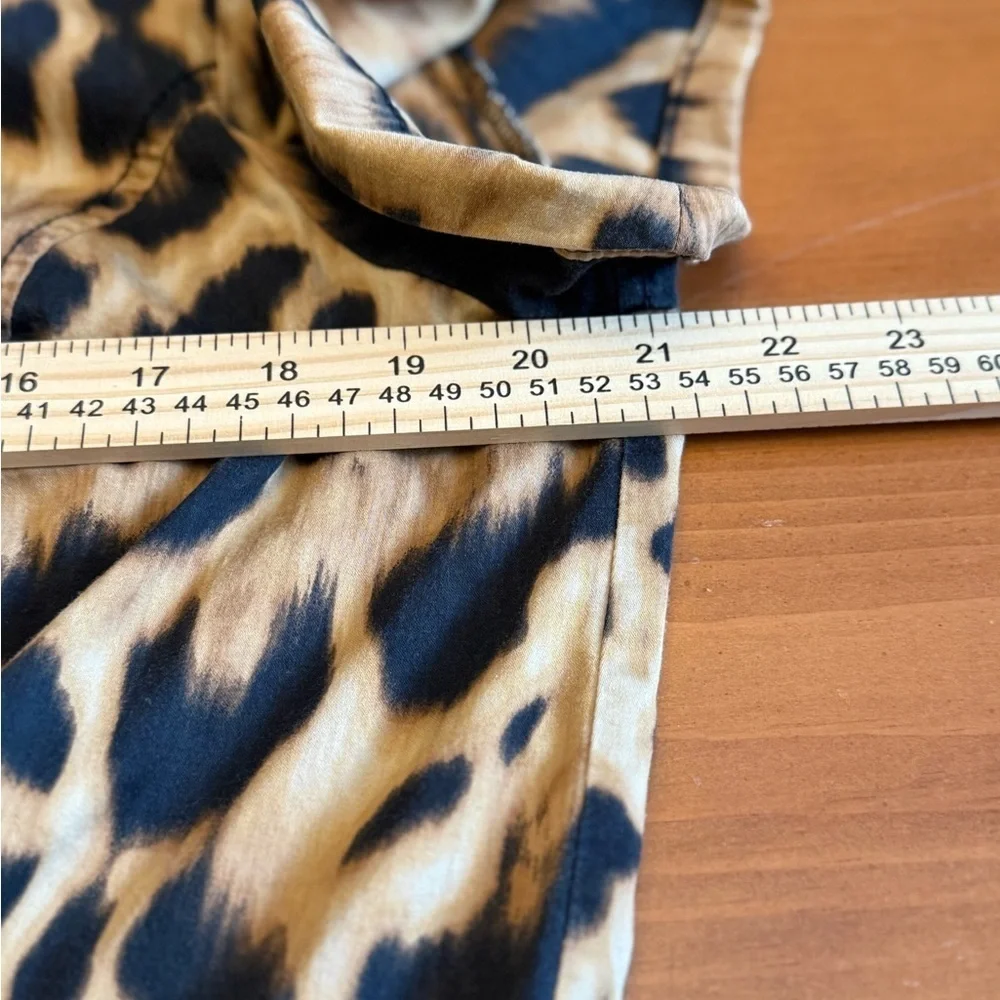 Jones New York Cheetah Womens XL Short Sleeve blouse Belt Chic Elegant Feminine - Picture 8 of 9
